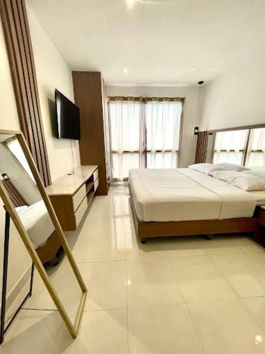 Novapark Kennedy Hotel Guayaquil Exterior photo
